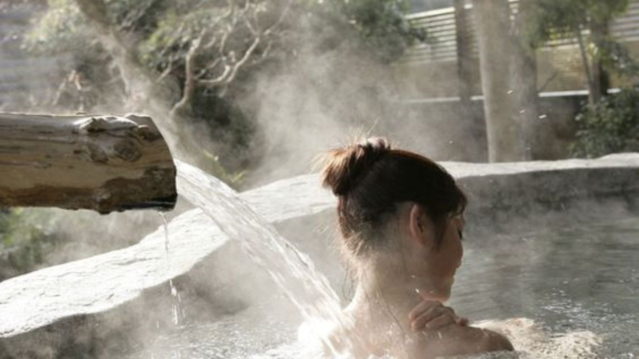 The Benefits of Hot Water Baths